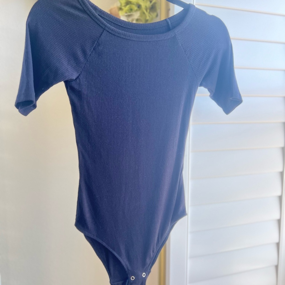Everlane size s